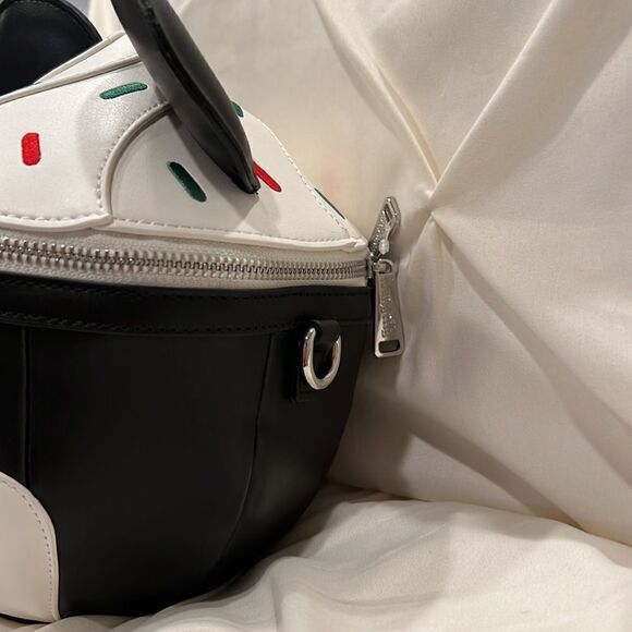 Loungefly X Disney Mickey Mouse Hot Cocoa Mug Crossbody Holiday SCENTED NWT - Picture 4 of 9